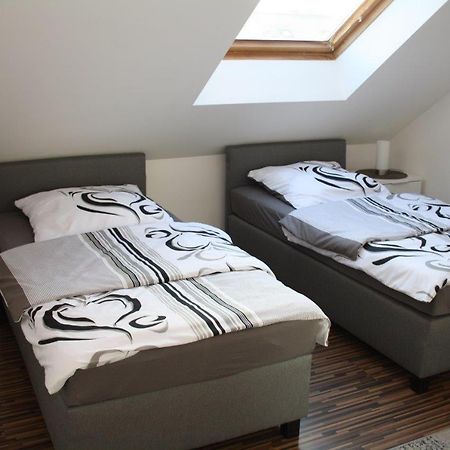 Ferienwohnung Kempf Mandelbachtal Ommersheim 외부 사진