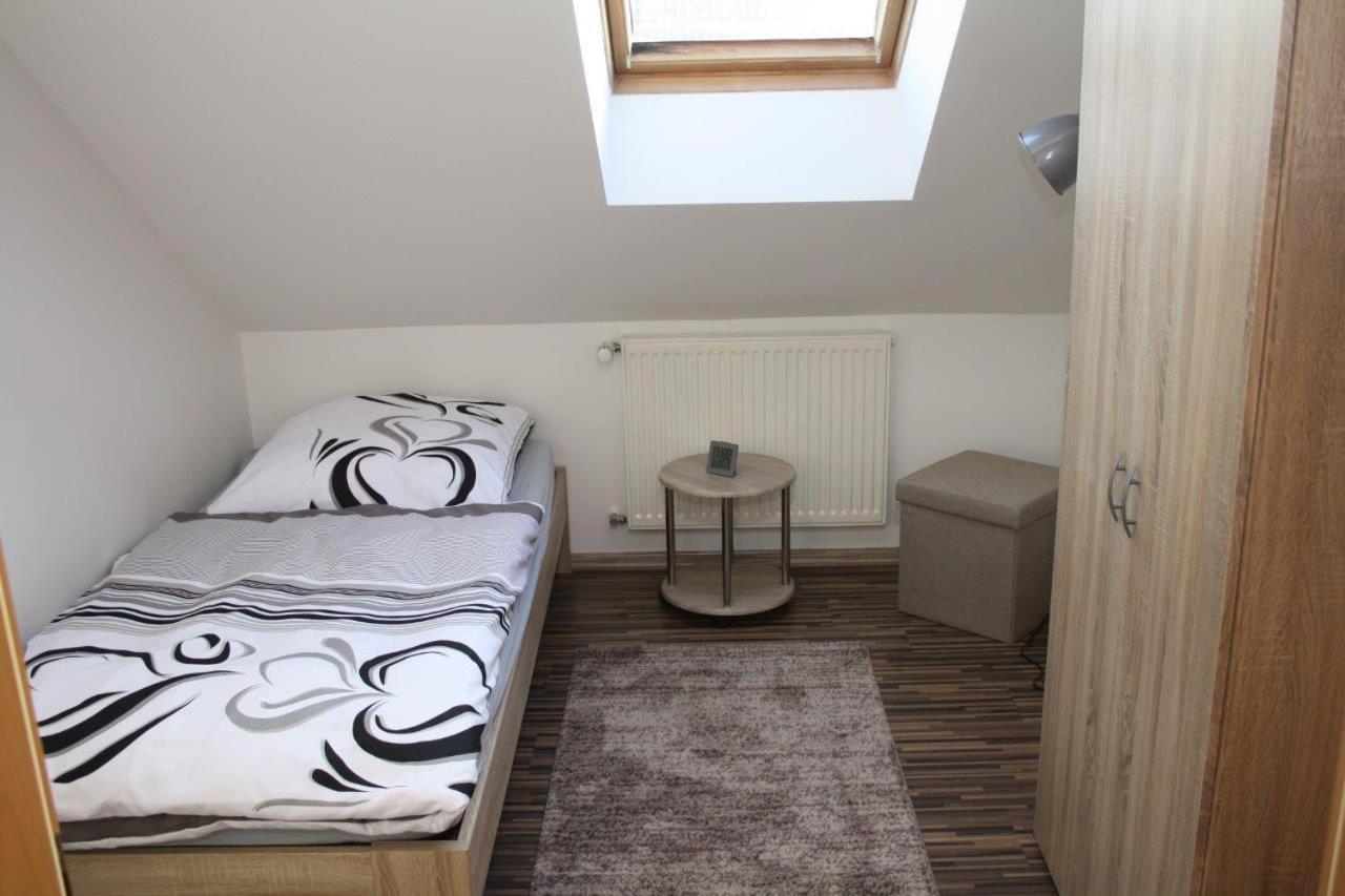Ferienwohnung Kempf Mandelbachtal Ommersheim 외부 사진
